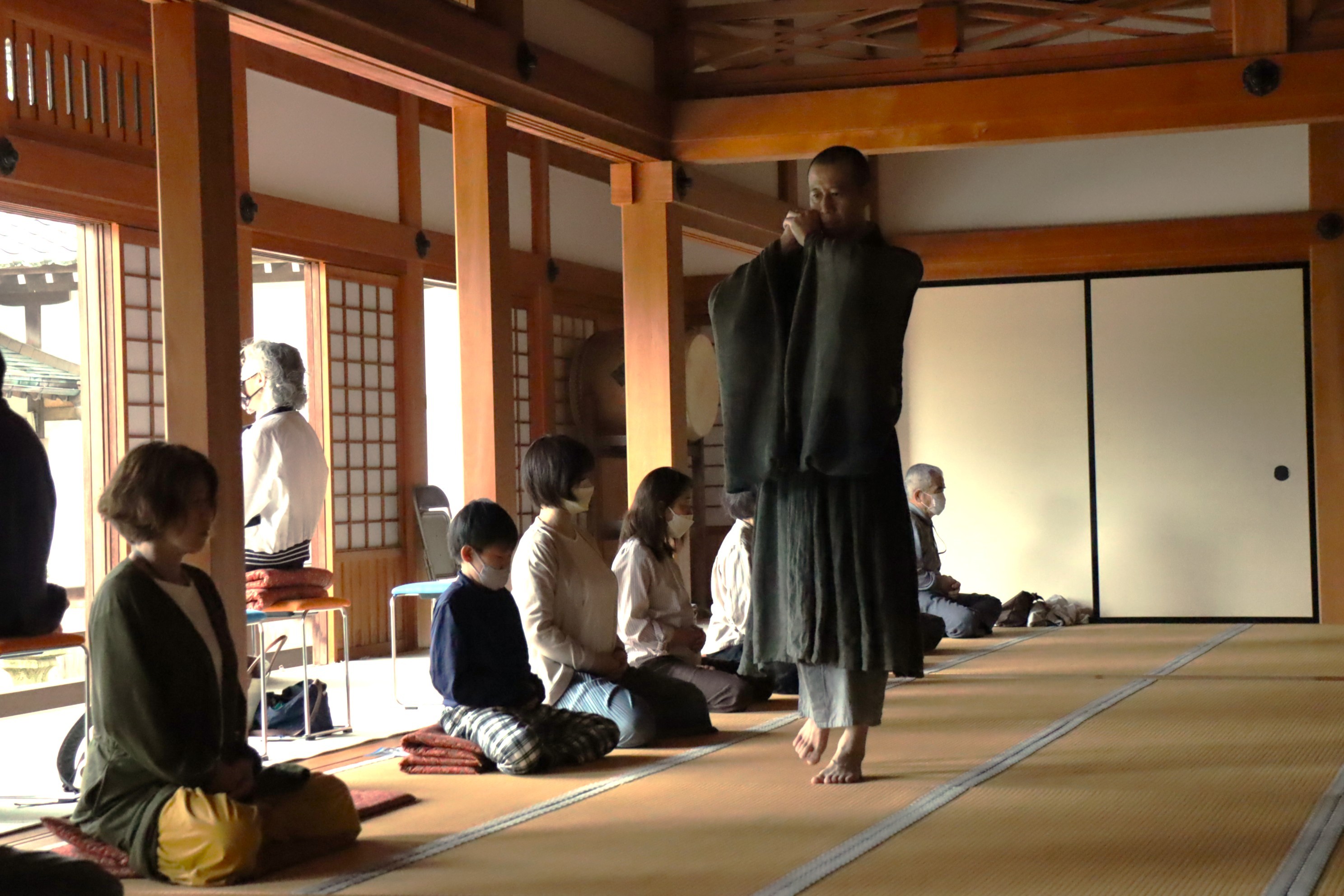 坐禅&新緑の宗隣寺で心安らぐひとときを